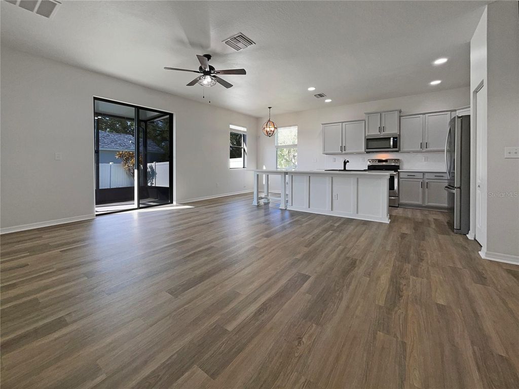 Photo of 3105 46th Street E, Palmetto, FL 34221 (MLS # O6270031)