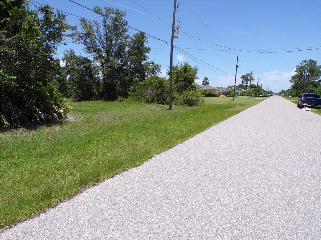Photo of 160 Baytree Drive, Rotonda West, FL 33947 (MLS # C7512733)