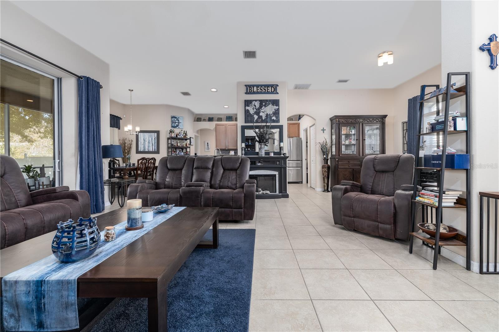 PINE GROVE SEC 25 - Residential