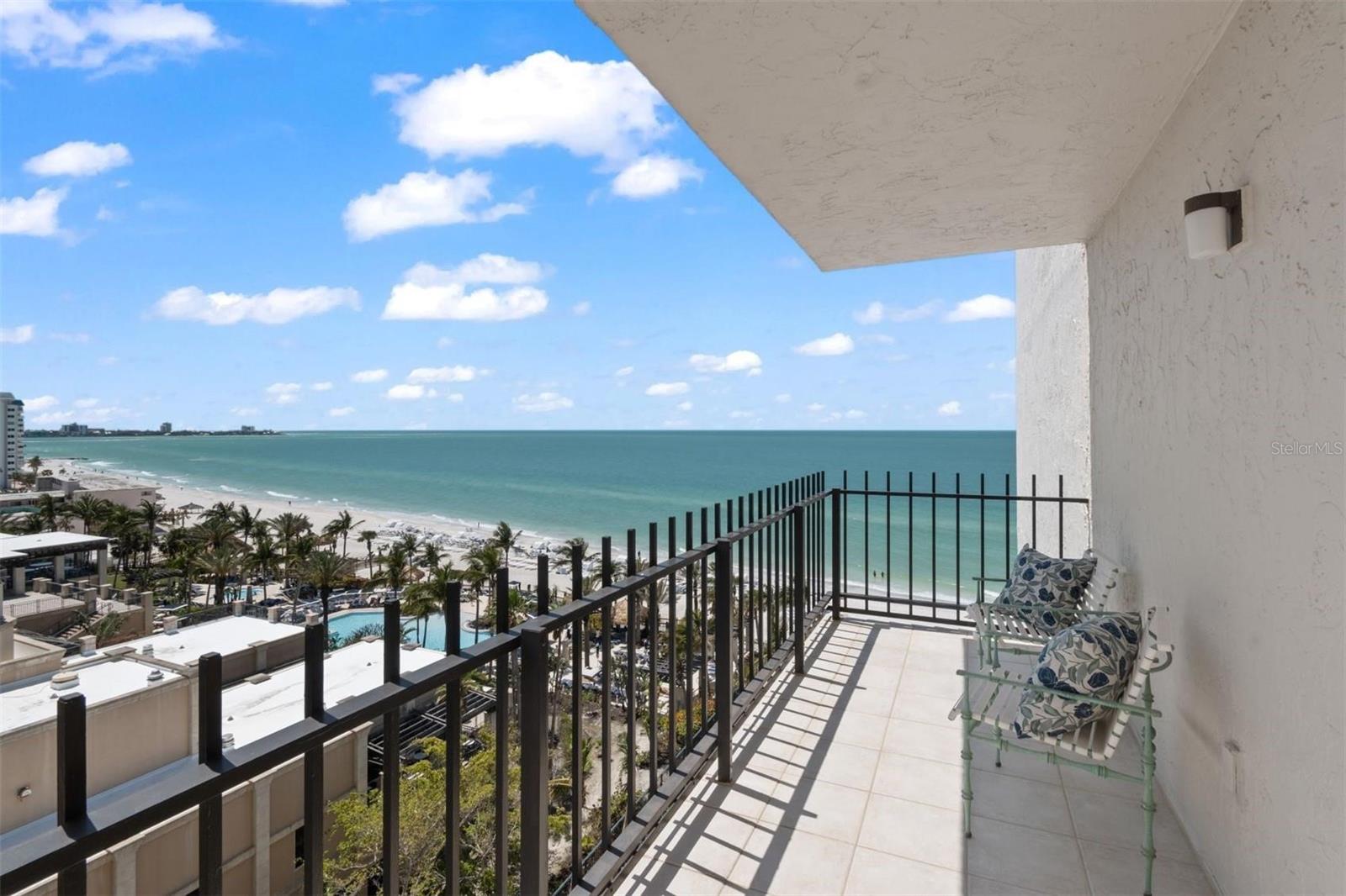 LIDO BEACH CLUB - Residential