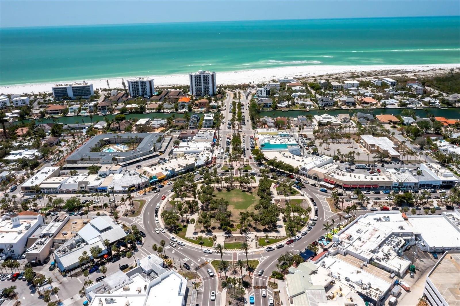 LIDO BEACH CLUB - Residential