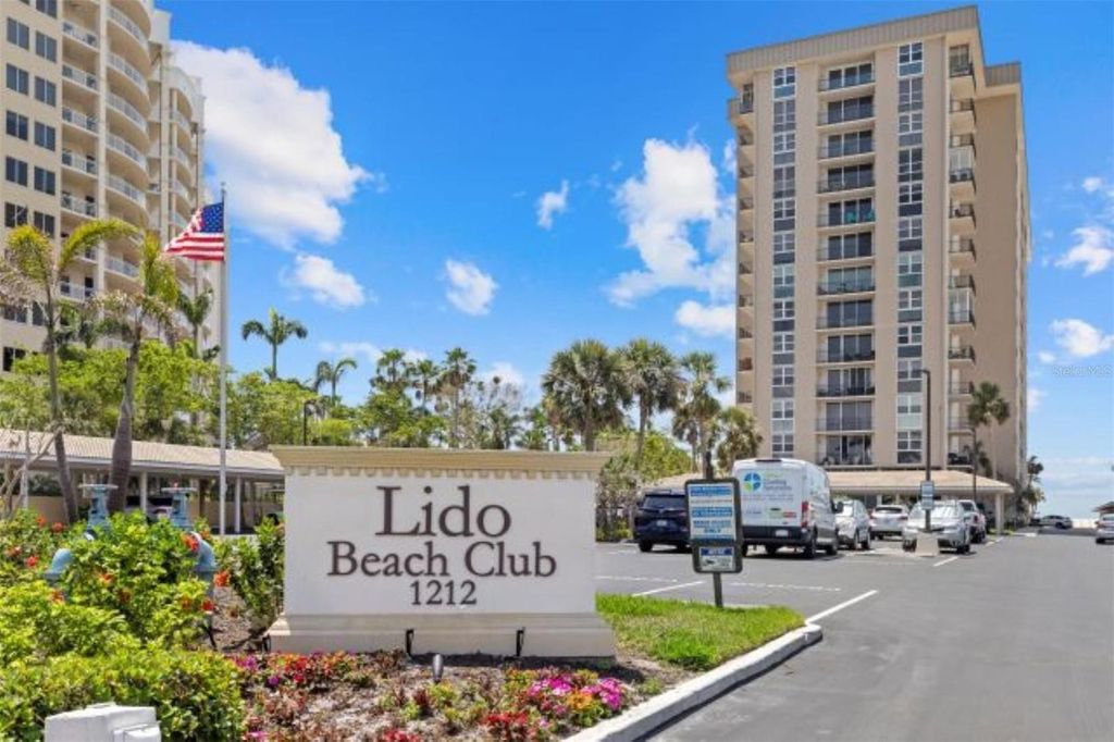 Photo of 1212 Benjamin Franklin Drive #901, Sarasota, FL 34236 (MLS # A4669408)