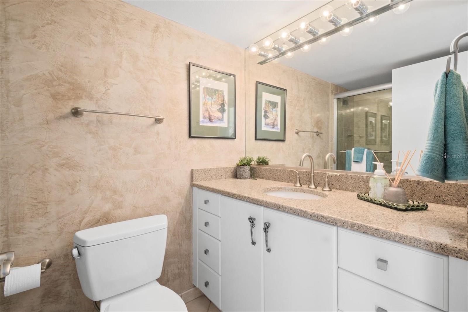 LIDO BEACH CLUB - Residential