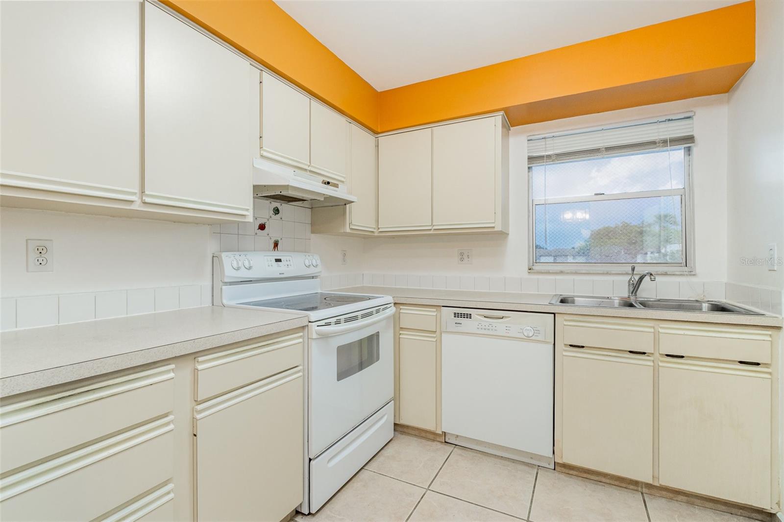 2601 SAND TRAP LANE 9B