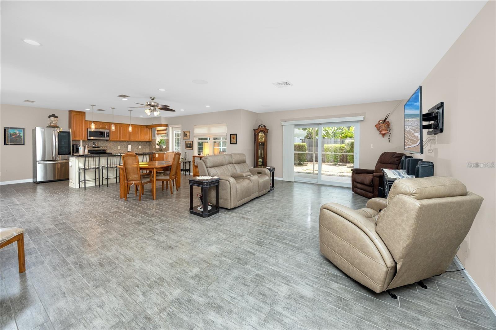 10504 LACERA DRIVE