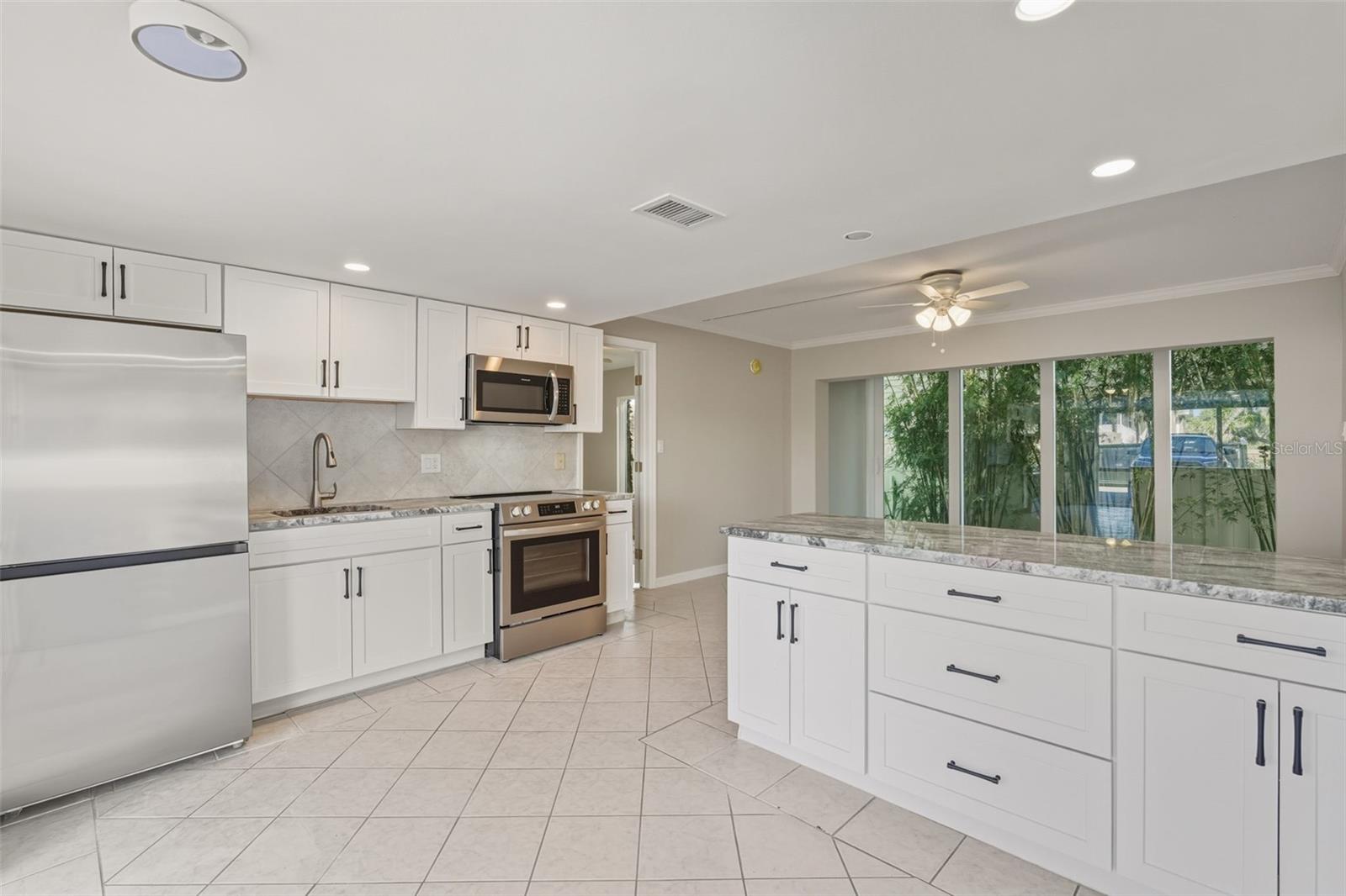 5055 N BEACH ROAD 106