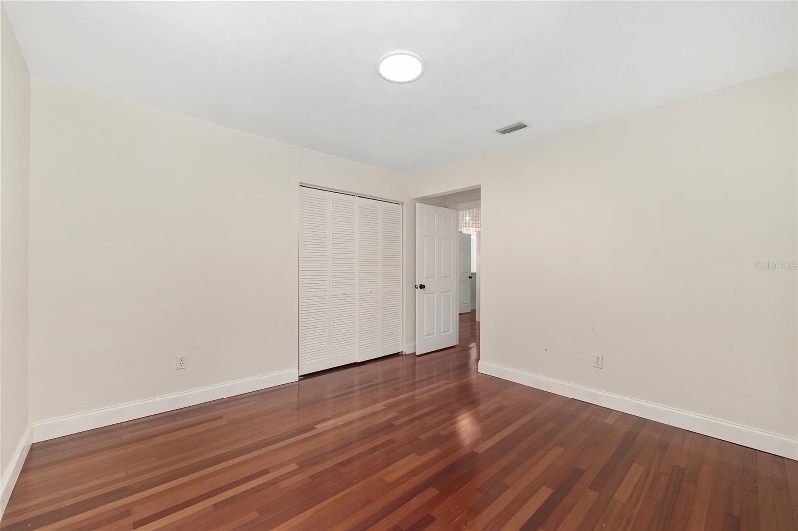 PARK AVE - Residential
