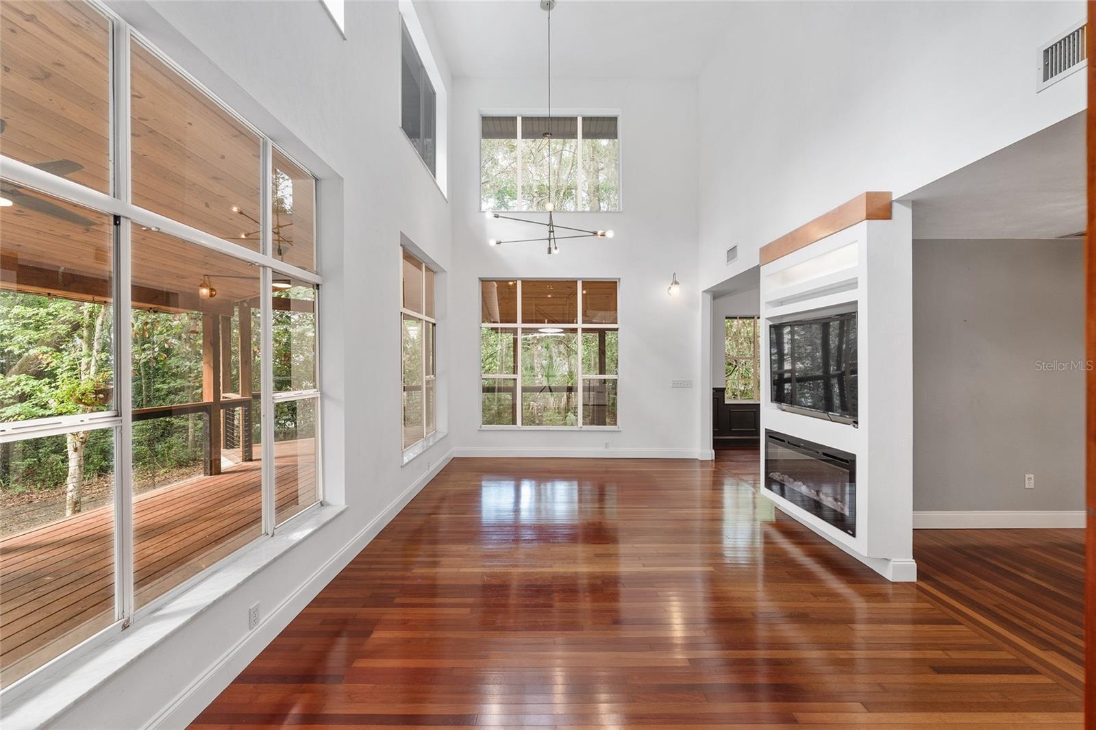 PARK AVE - Residential