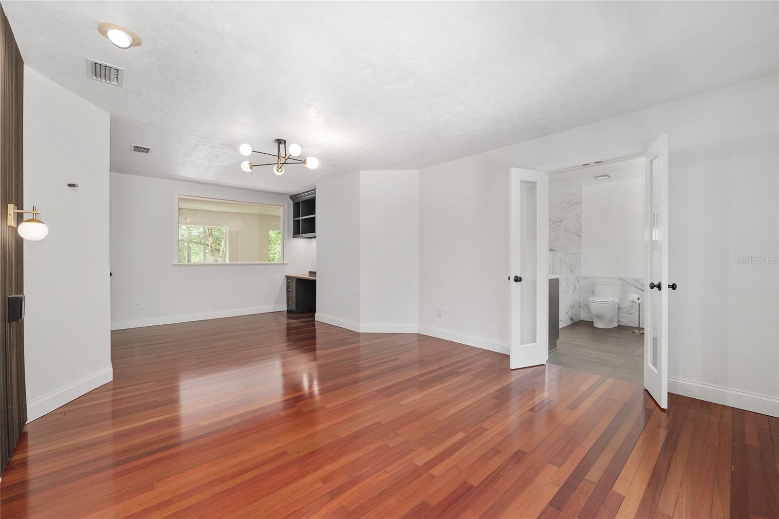 PARK AVE - Residential