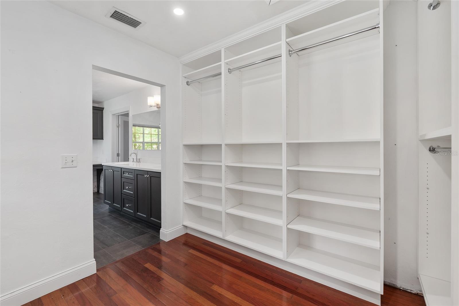 PARK AVE - Residential