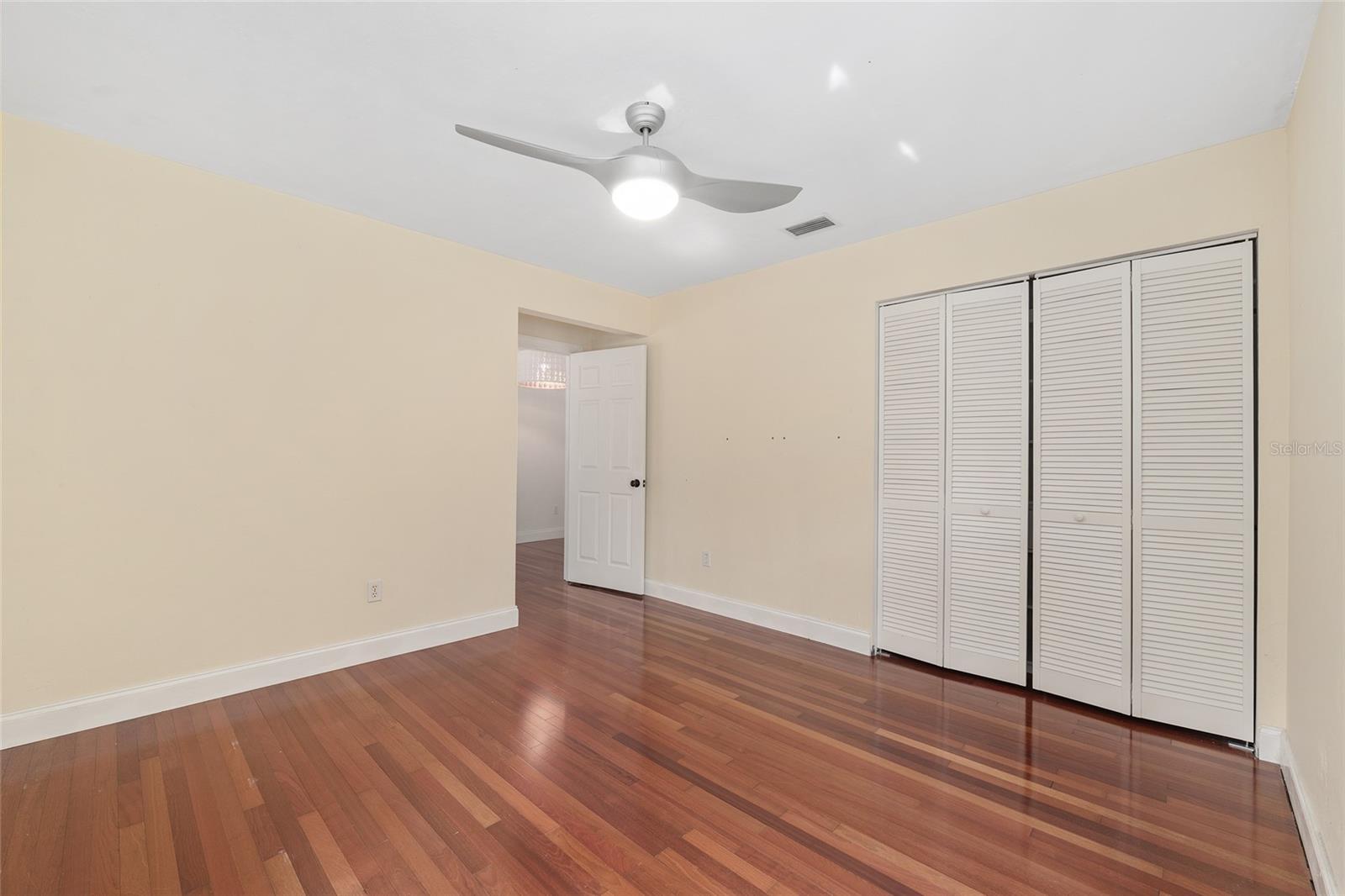 PARK AVE - Residential