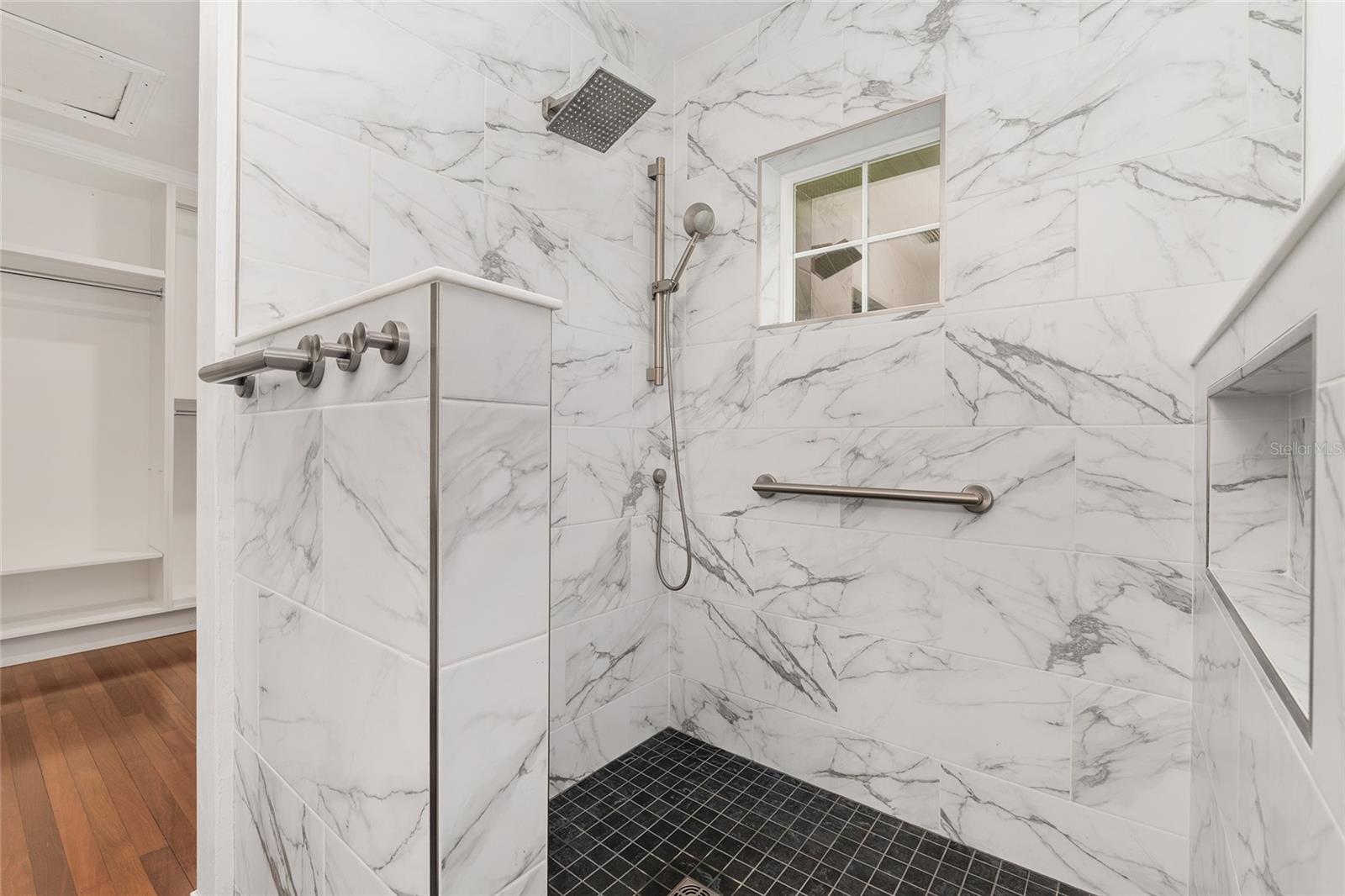 PARK AVE - Residential