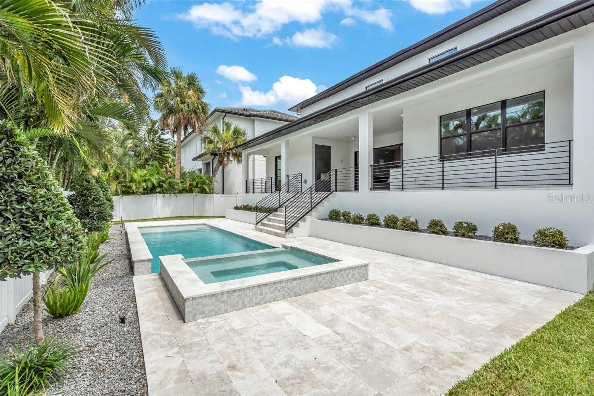 SUNSET PARK - Residential