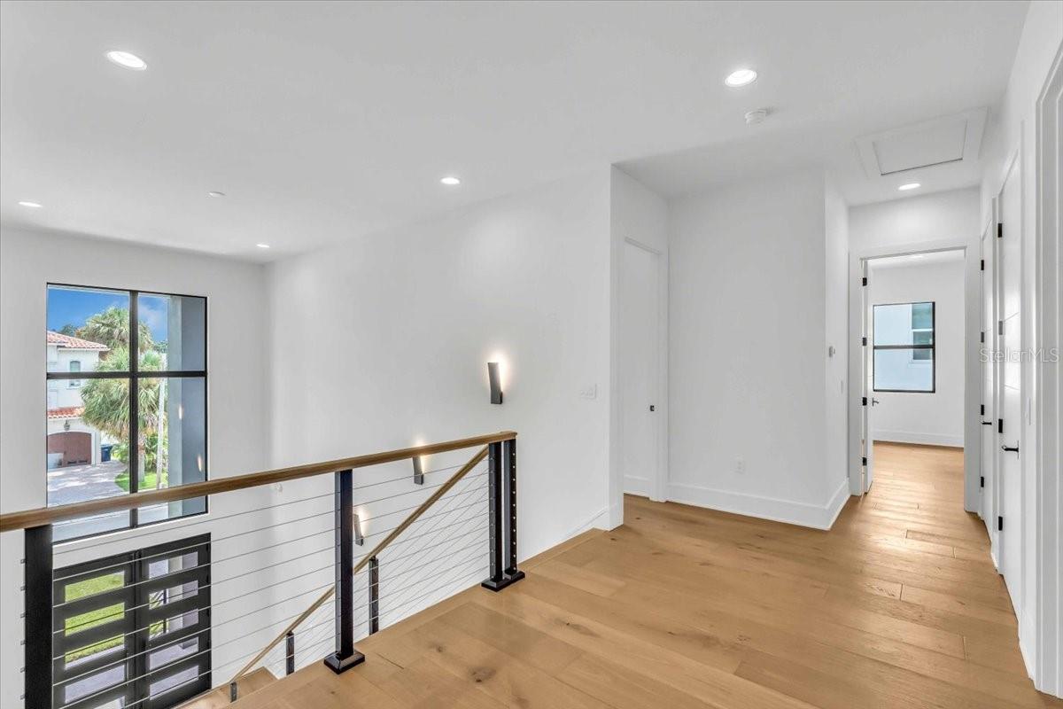 SUNSET PARK - Residential