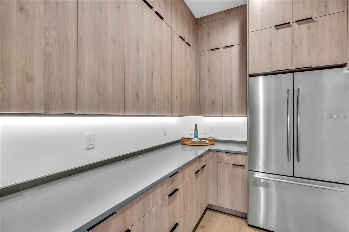 SUNSET PARK - Residential