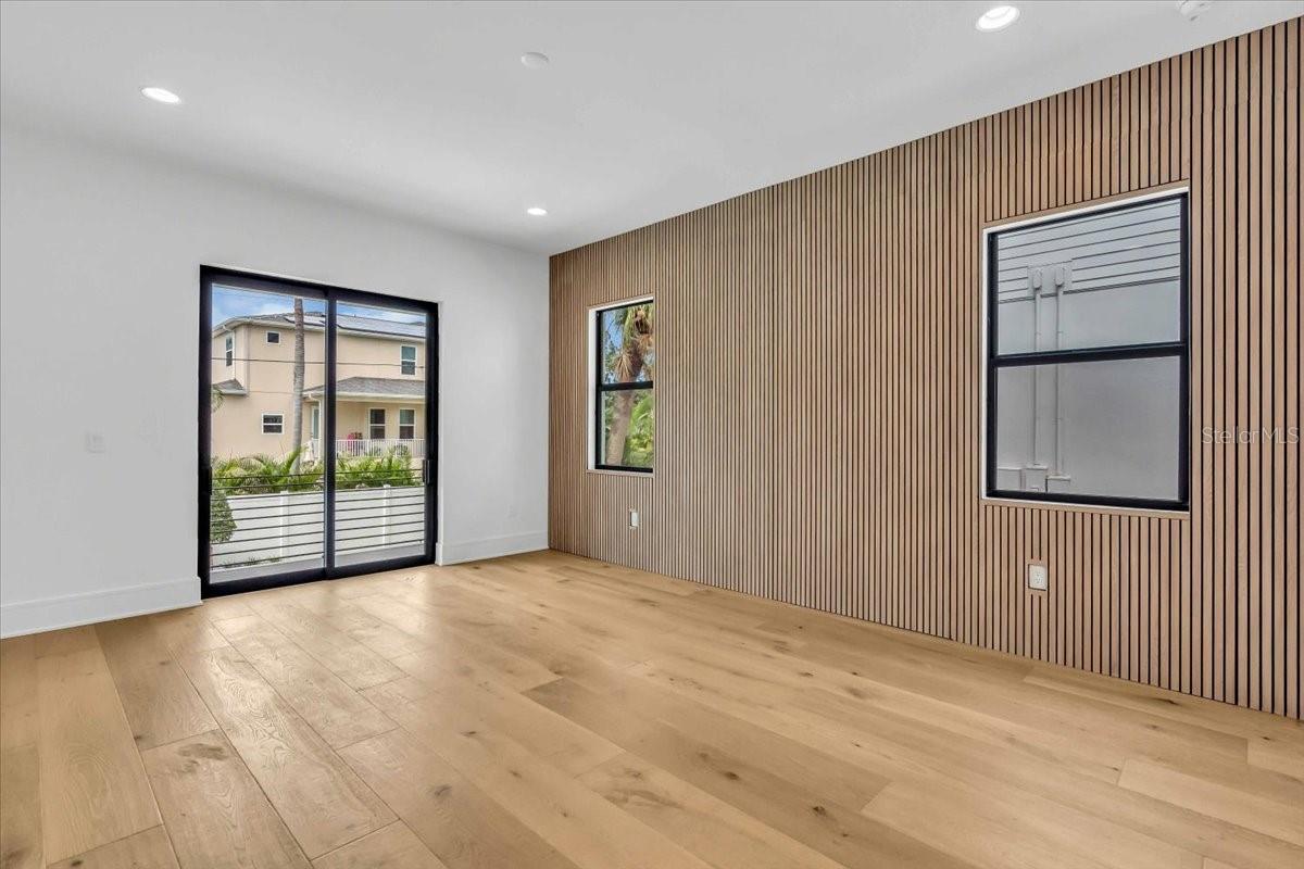 SUNSET PARK - Residential