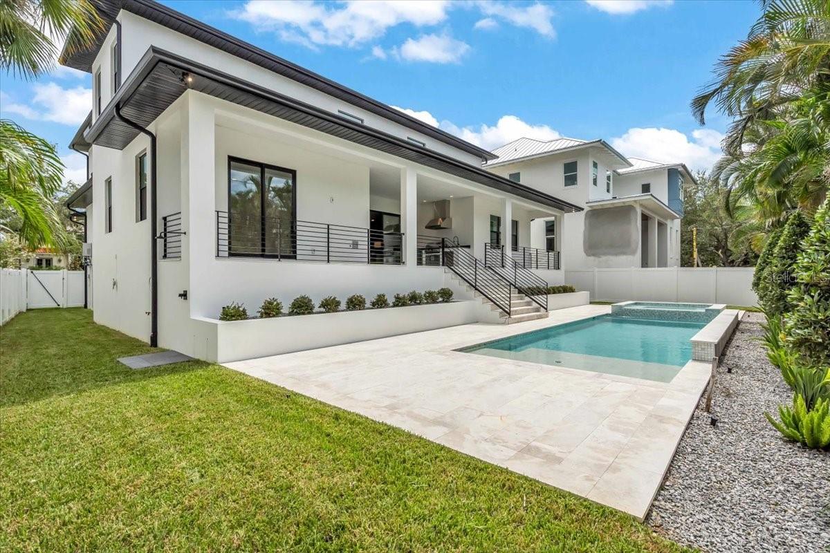 SUNSET PARK - Residential