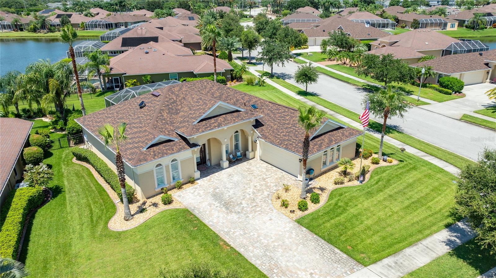 VENETIAN BAY - Residential