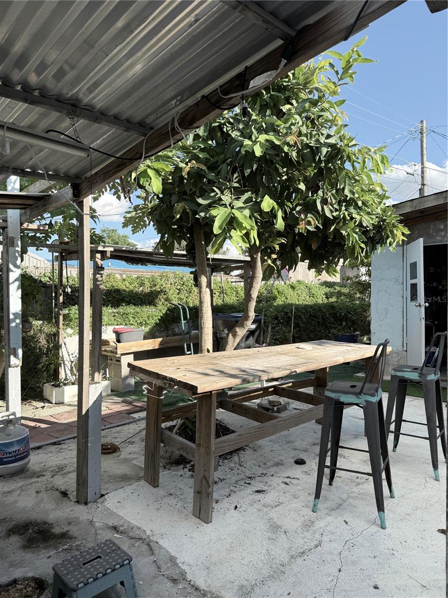 SKY LAKE OAK RIDGE SEC - Residential