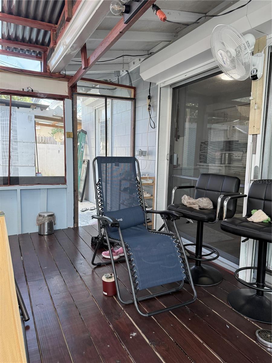 SKY LAKE OAK RIDGE SEC - Residential