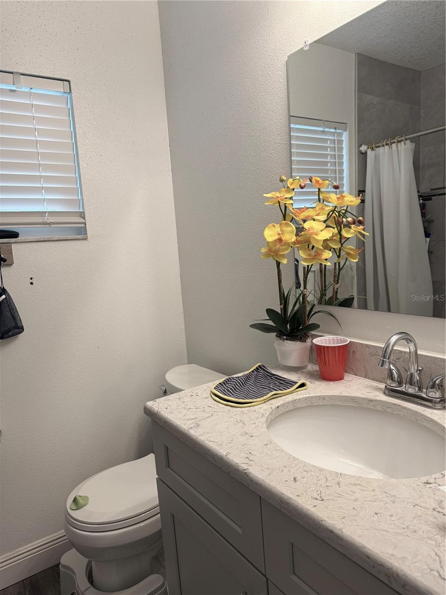 SKY LAKE OAK RIDGE SEC - Residential