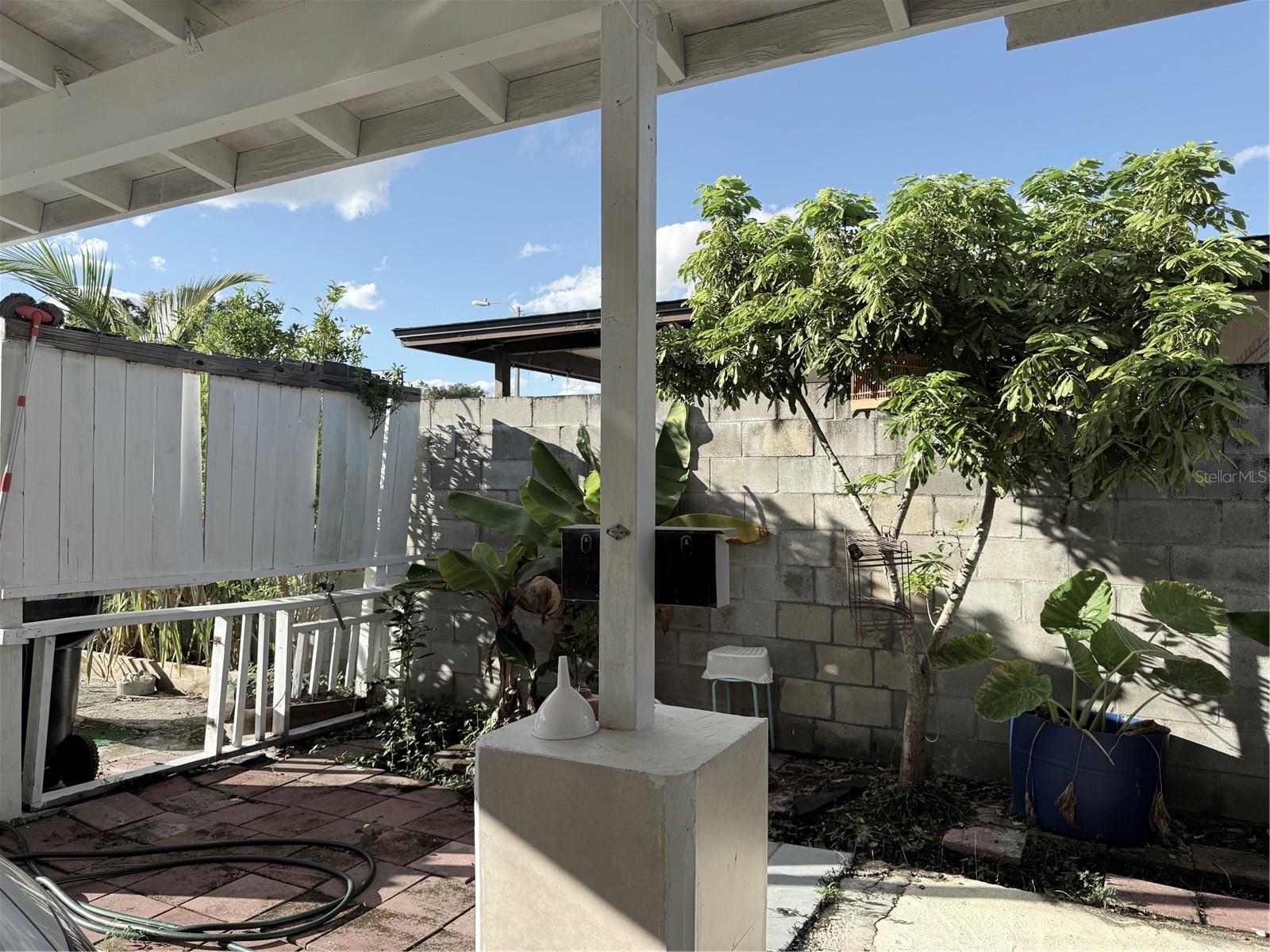 SKY LAKE OAK RIDGE SEC - Residential