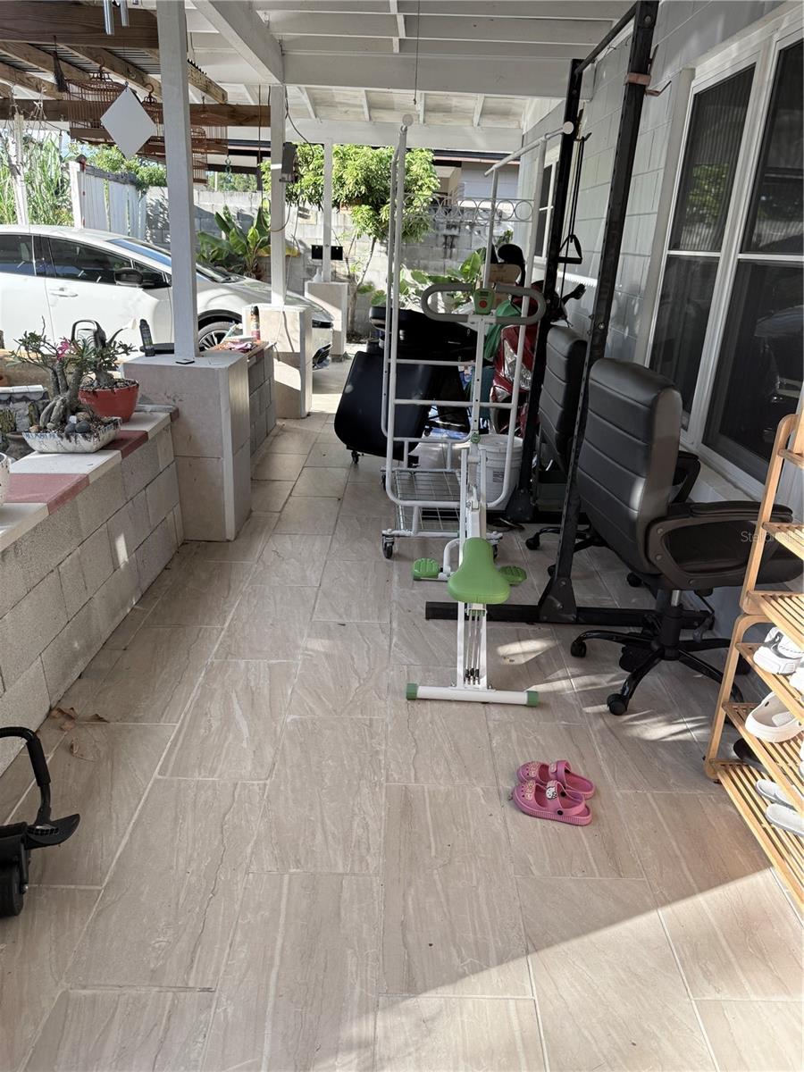 SKY LAKE OAK RIDGE SEC - Residential