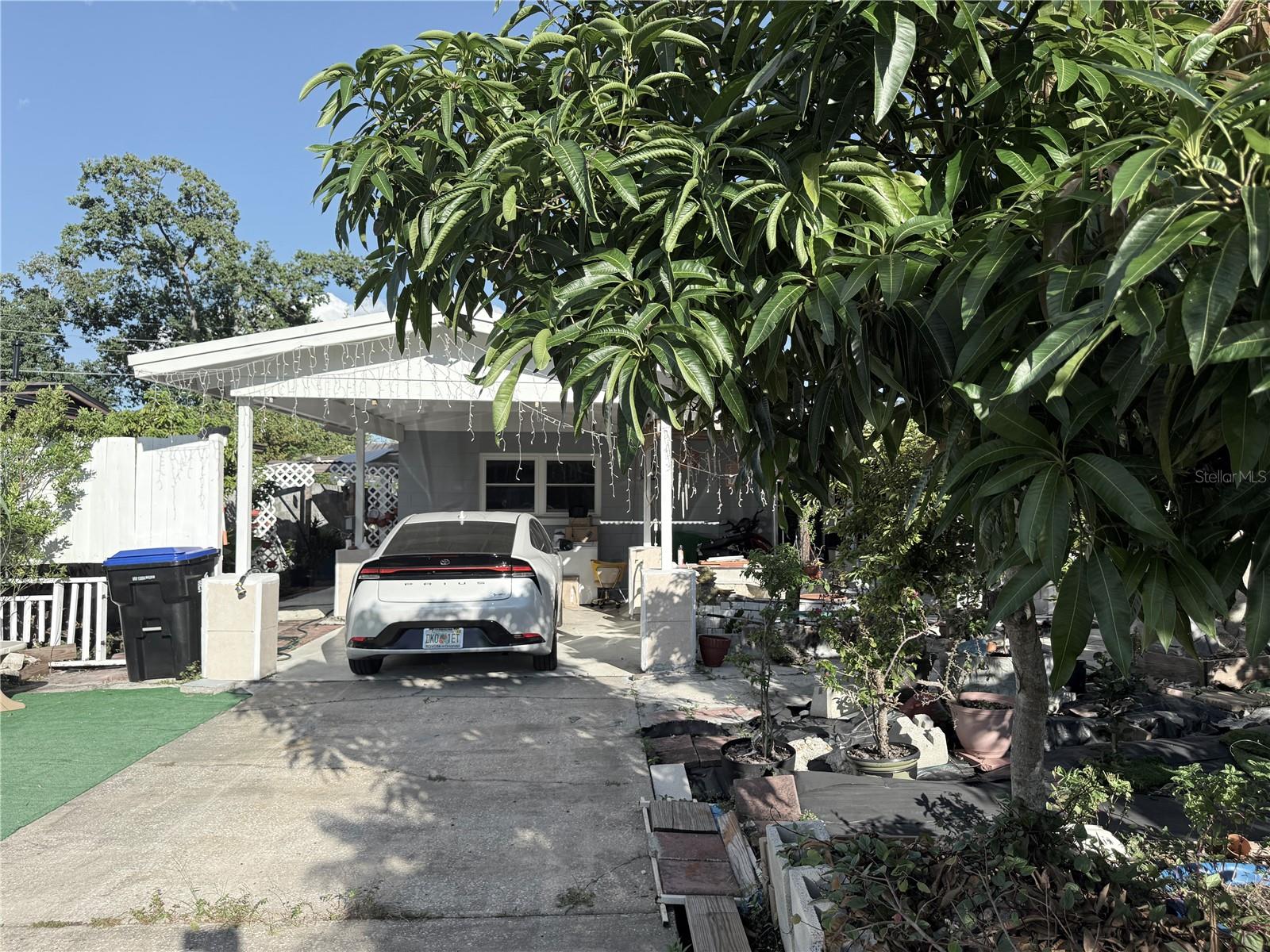 SKY LAKE OAK RIDGE SEC - Residential