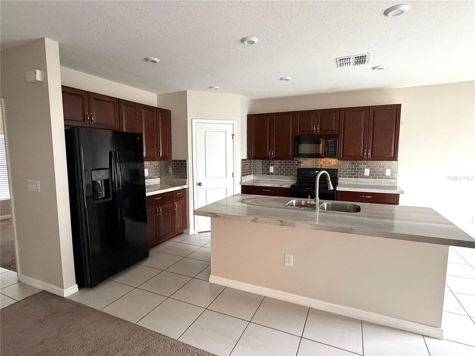 GREENFIELD ILLAGE PH1 - Residential Lease