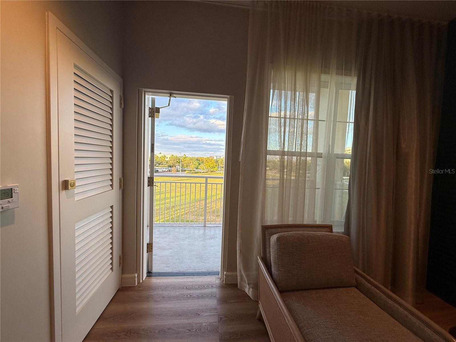 SUNSET WALK HOTEL CONDO PH 1 - Residential