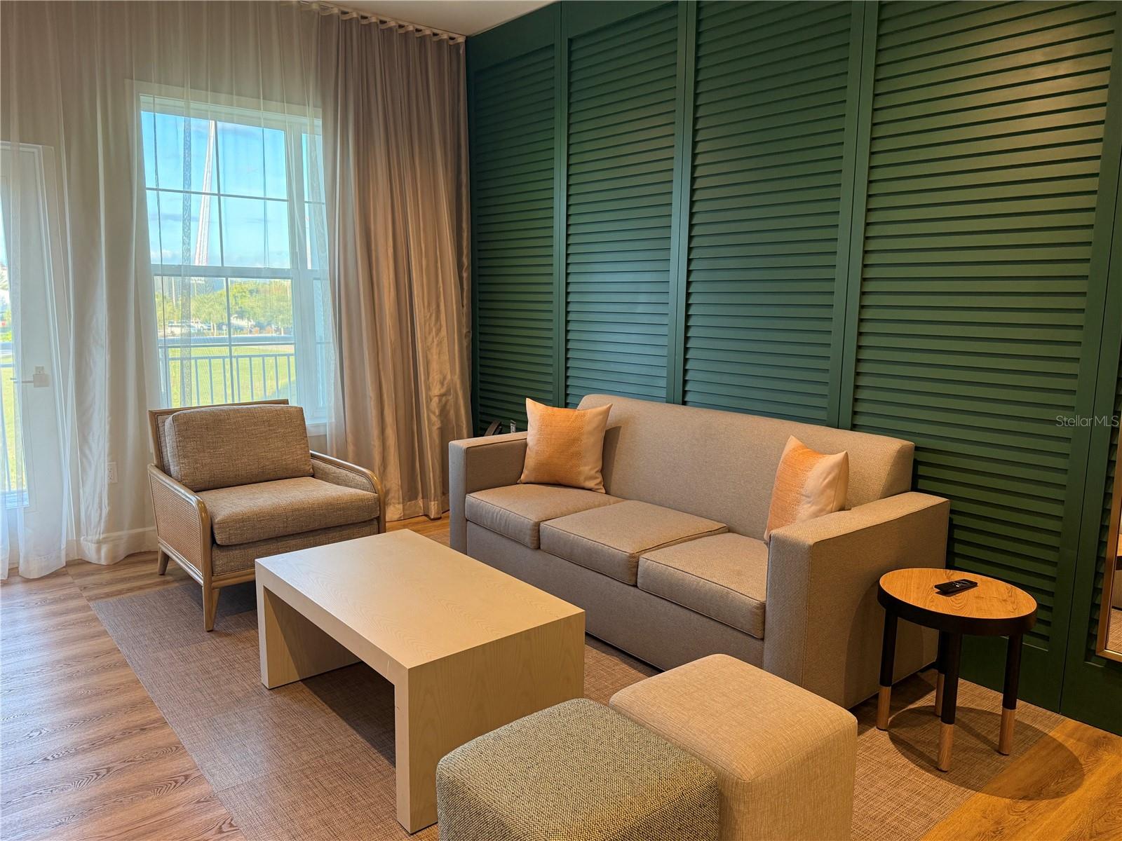 SUNSET WALK HOTEL CONDO PH 1 - Residential