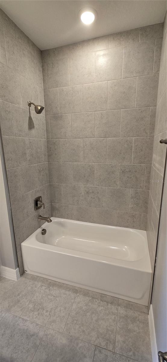 PUNTA GORDA ISLES SEC 20 - Residential Lease