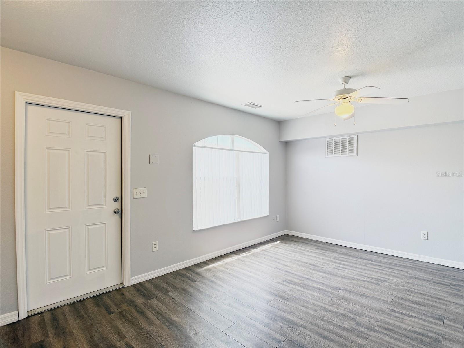 BIMINI BAY PHASE 1 - Residential Lease