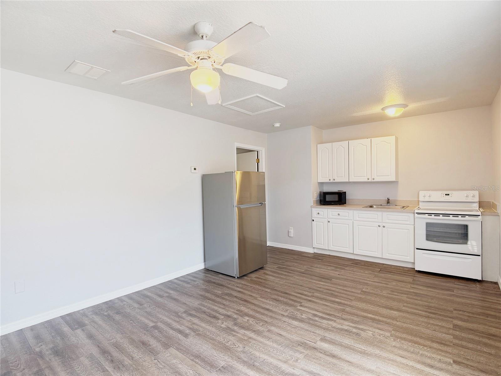 BIMINI BAY PHASE 1 - Residential Lease