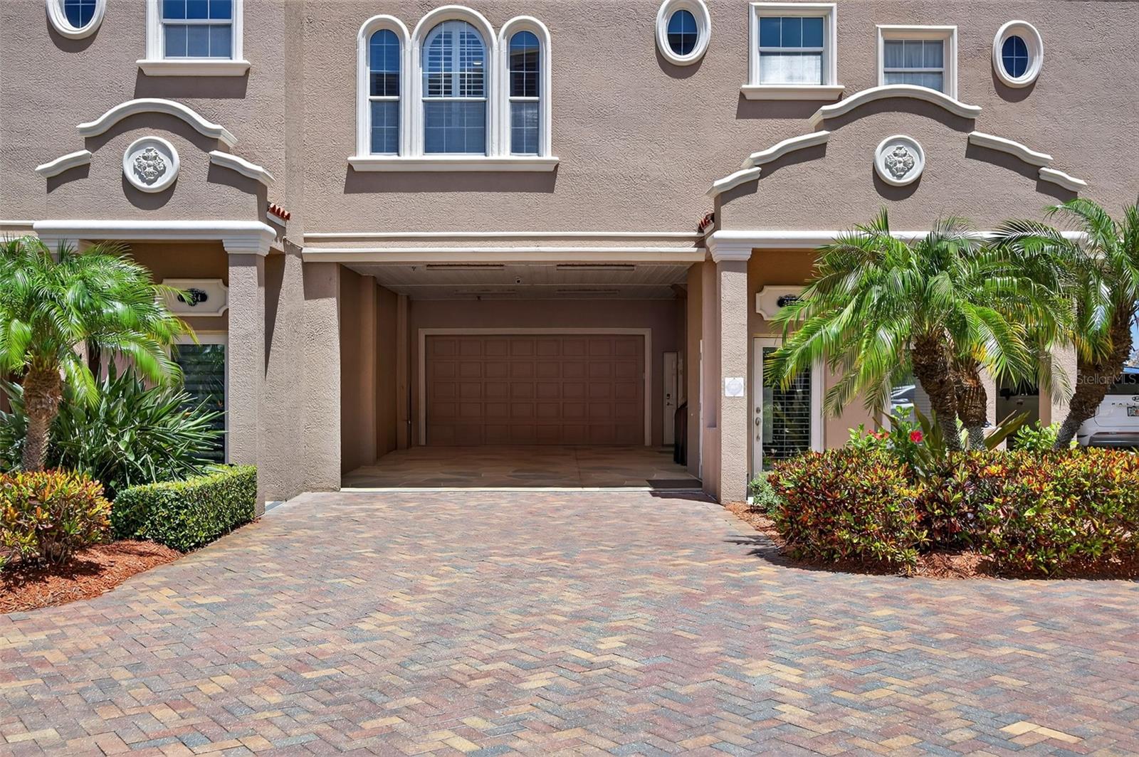 2756 RESERVE COURT