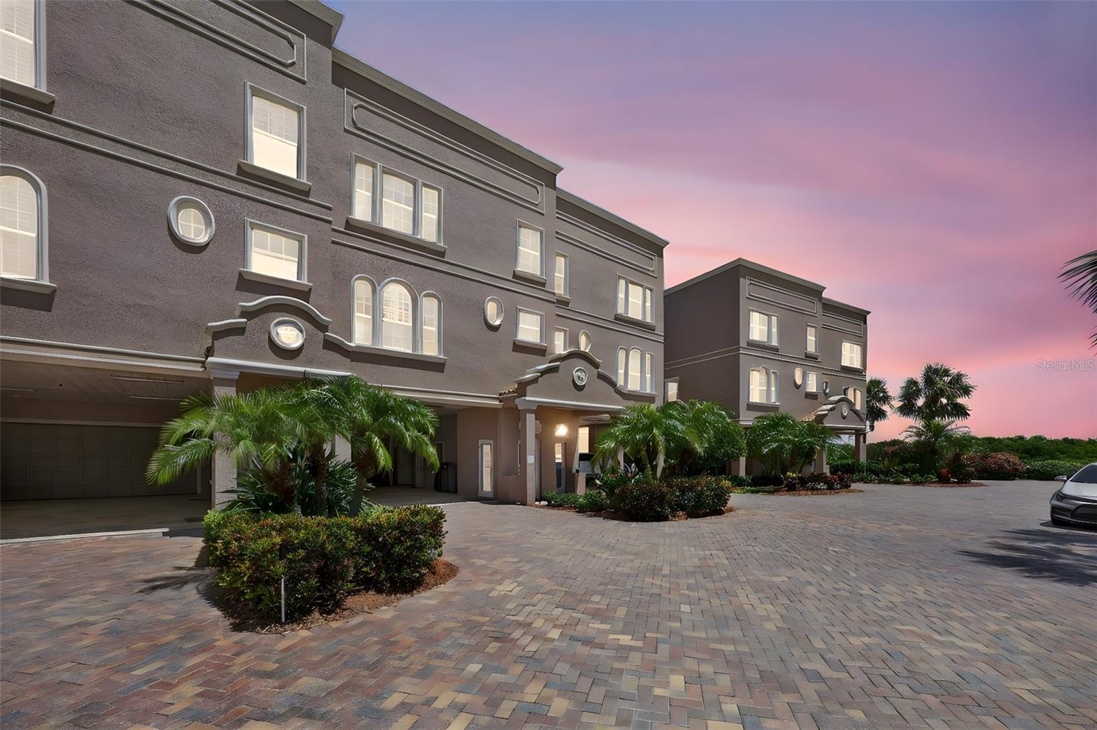 2756 RESERVE COURT
