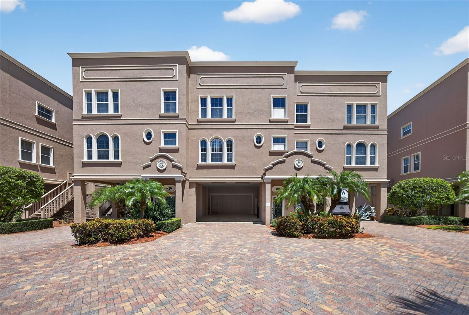 2756 RESERVE COURT