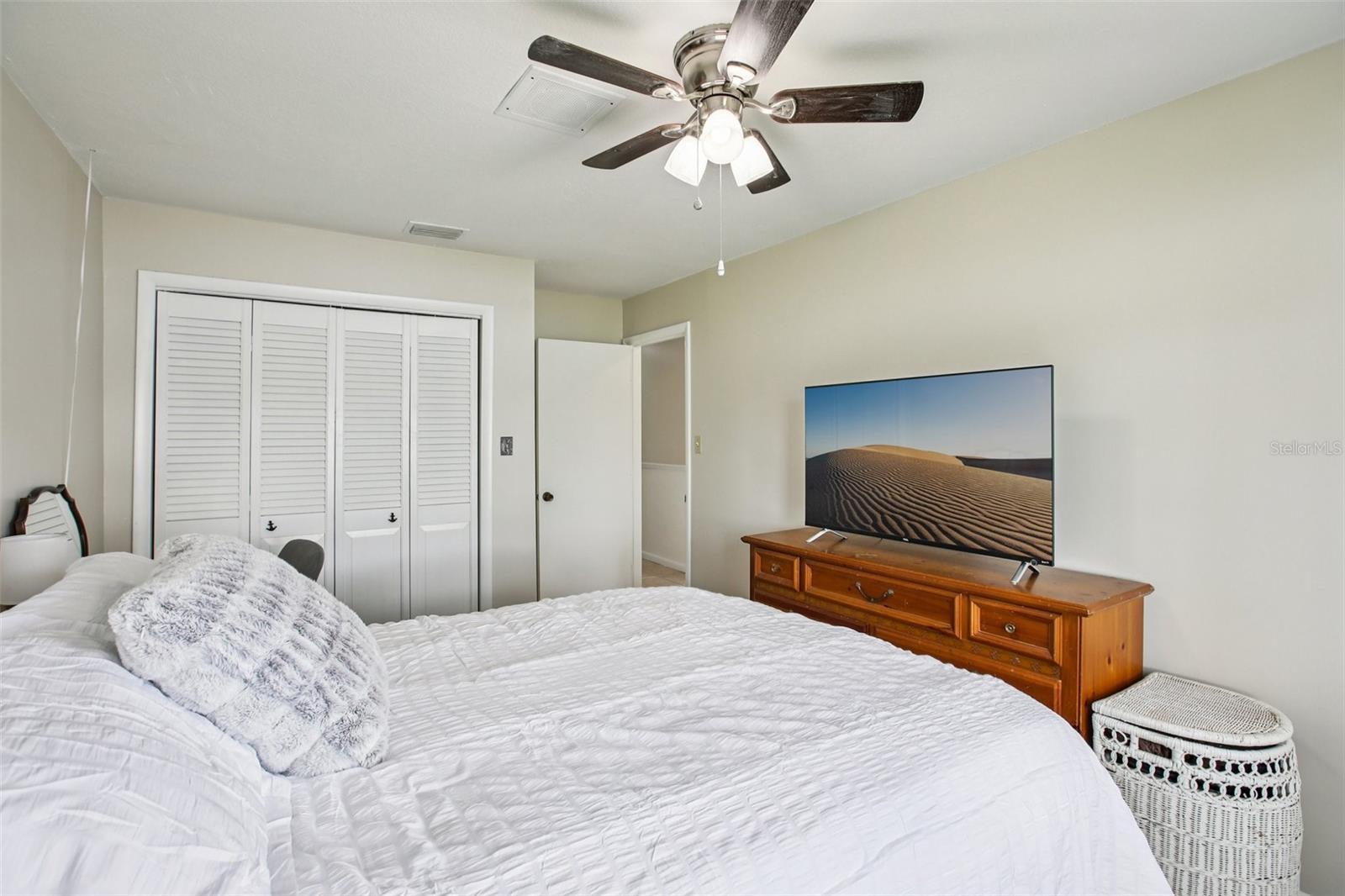 SHADY LAKE SHORES - Residential