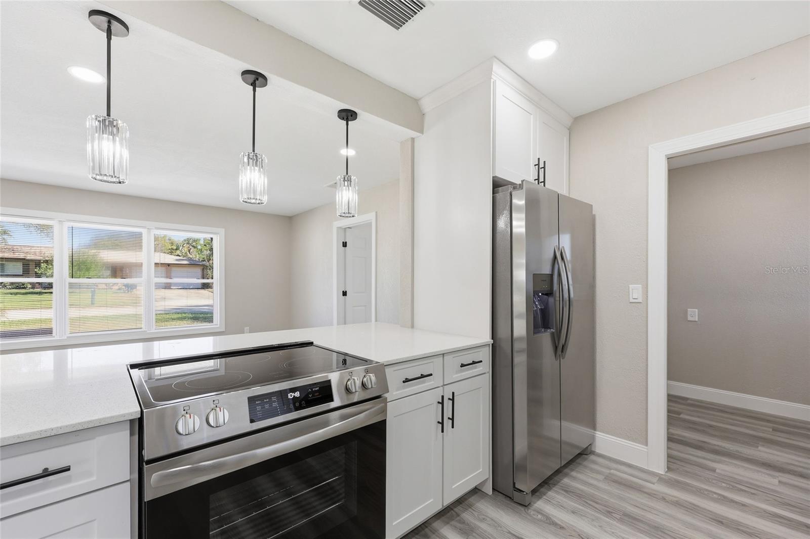 DOUGLAS MANOR ESTATE - Residential