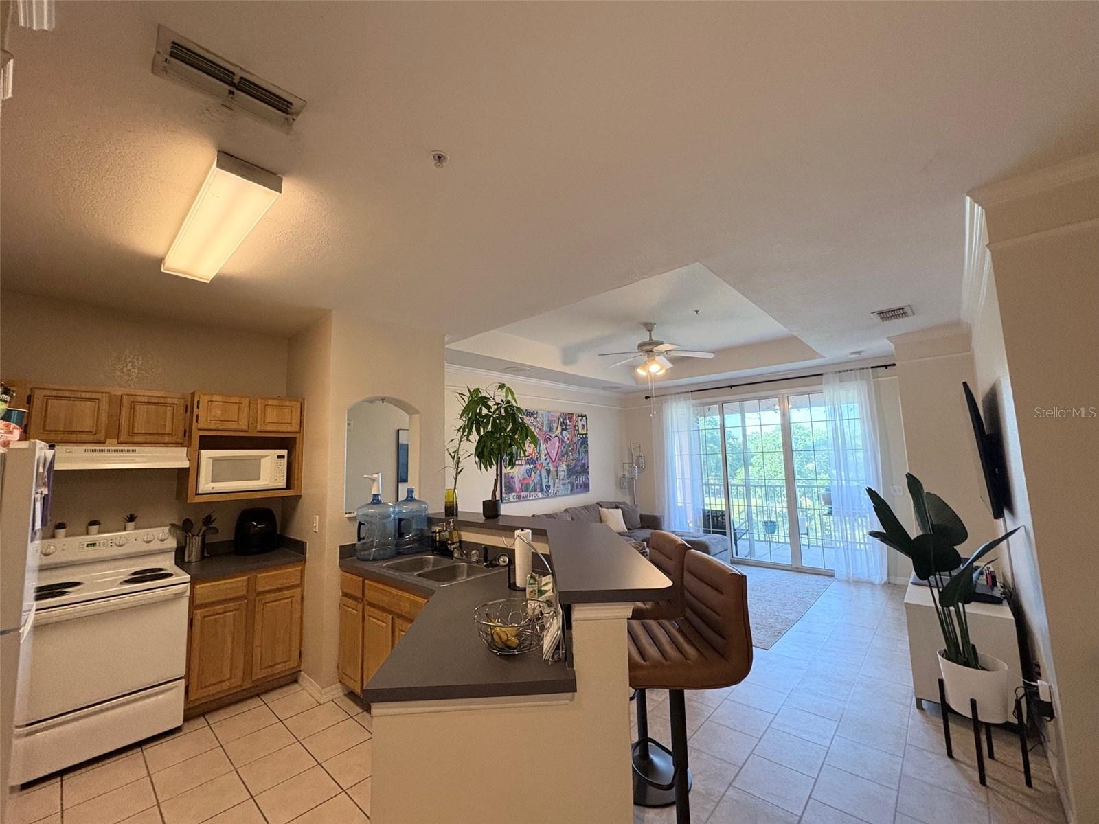 HAMPTONS/METROWEST - Residential Lease