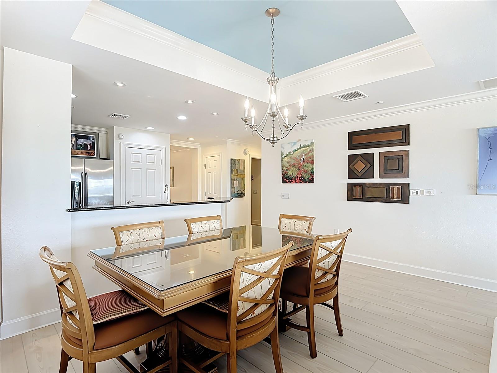 CENTRE COURT RIDGE CONDO PH 7 BLDG G - Residential