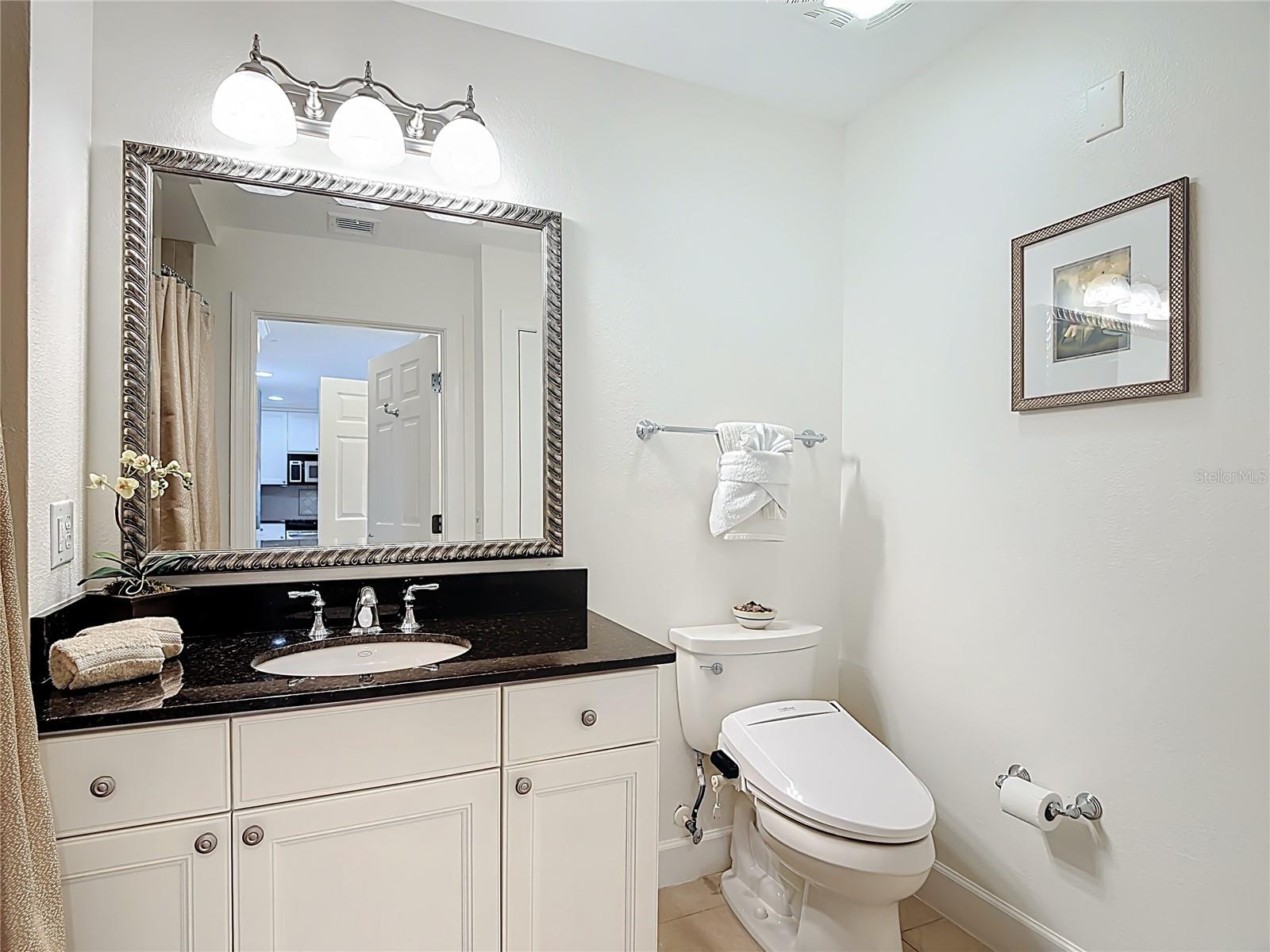 CENTRE COURT RIDGE CONDO PH 7 BLDG G - Residential