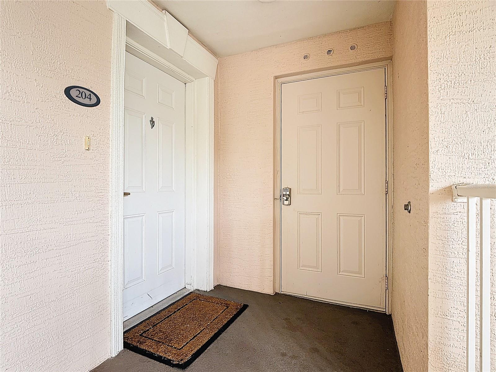 CENTRE COURT RIDGE CONDO PH 7 BLDG G - Residential