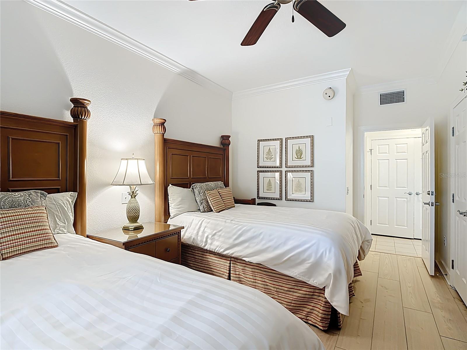 CENTRE COURT RIDGE CONDO PH 7 BLDG G - Residential