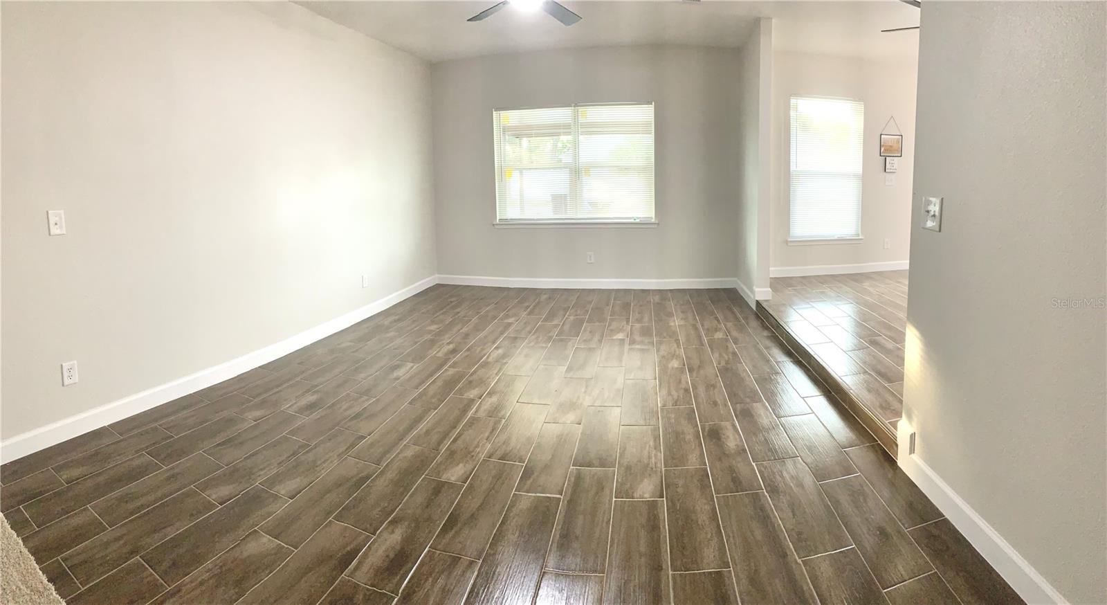 WEKIWA MANOR SEC 01 - Residential