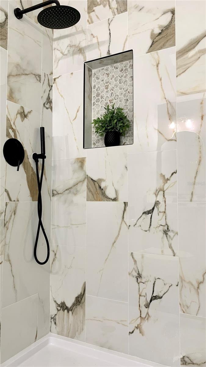 WEKIWA MANOR SEC 01 - Residential