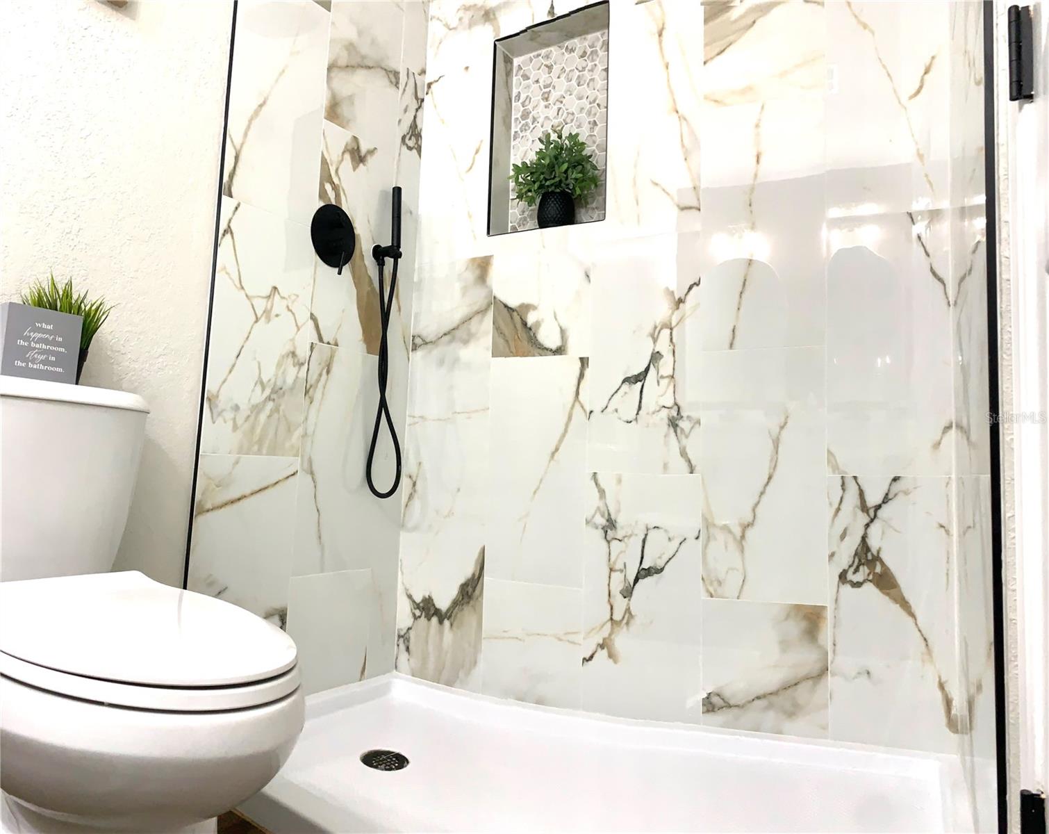 WEKIWA MANOR SEC 01 - Residential