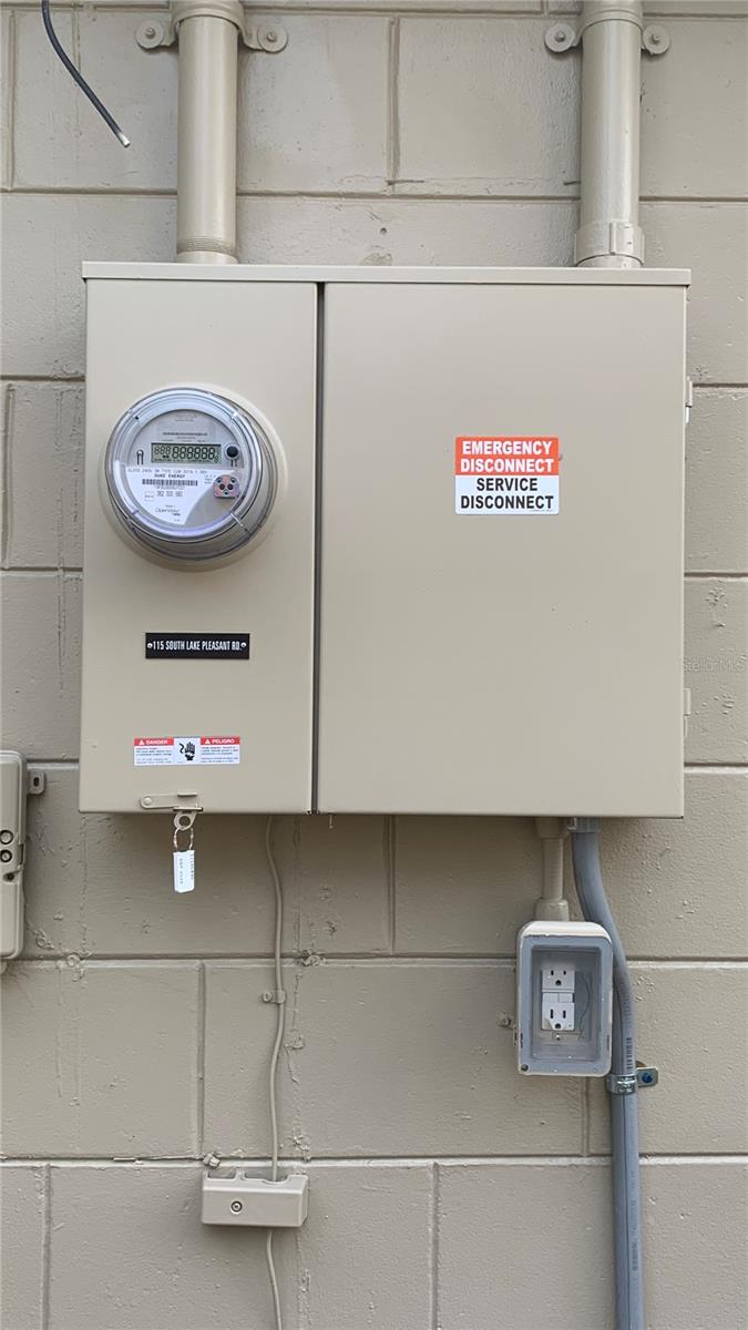 WEKIWA MANOR SEC 01 - Residential