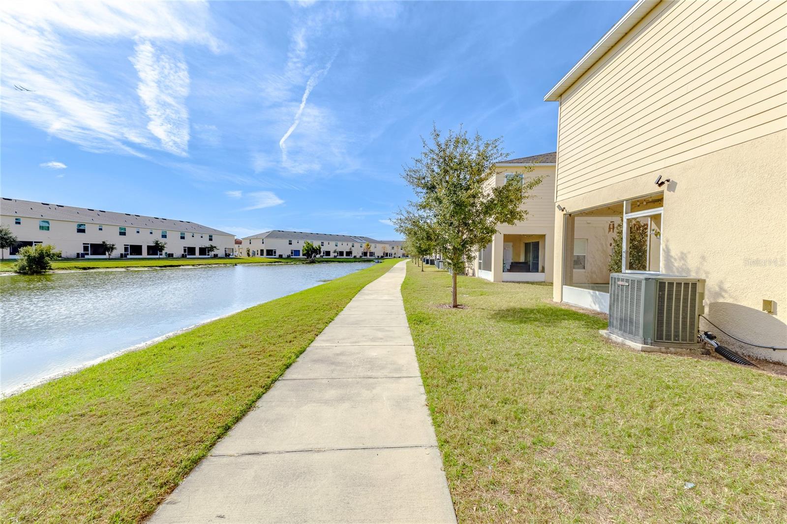 FIESTA KEY PH 2 - Residential Lease