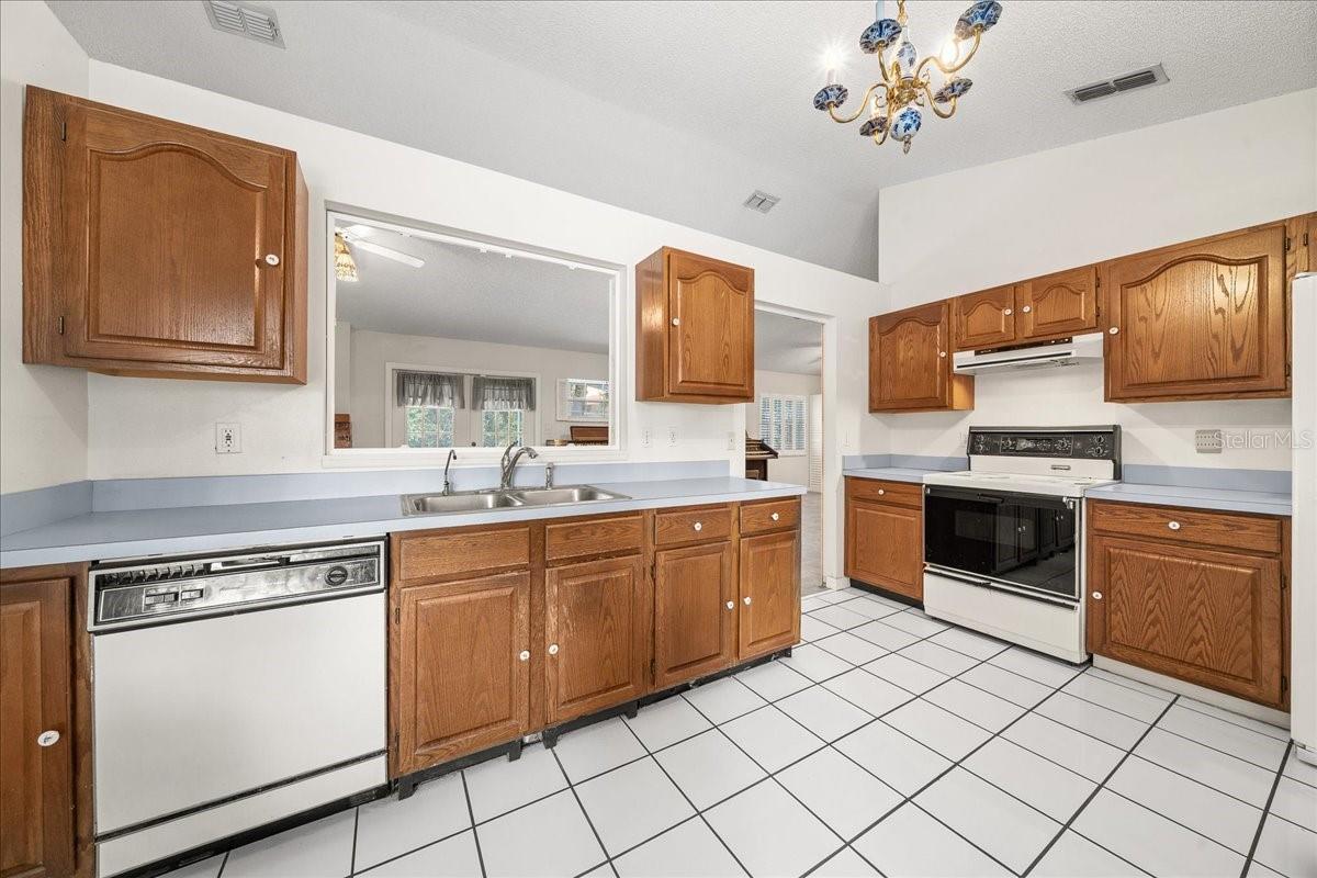 MOUNT DORA SYLVAN SHORES - Residential